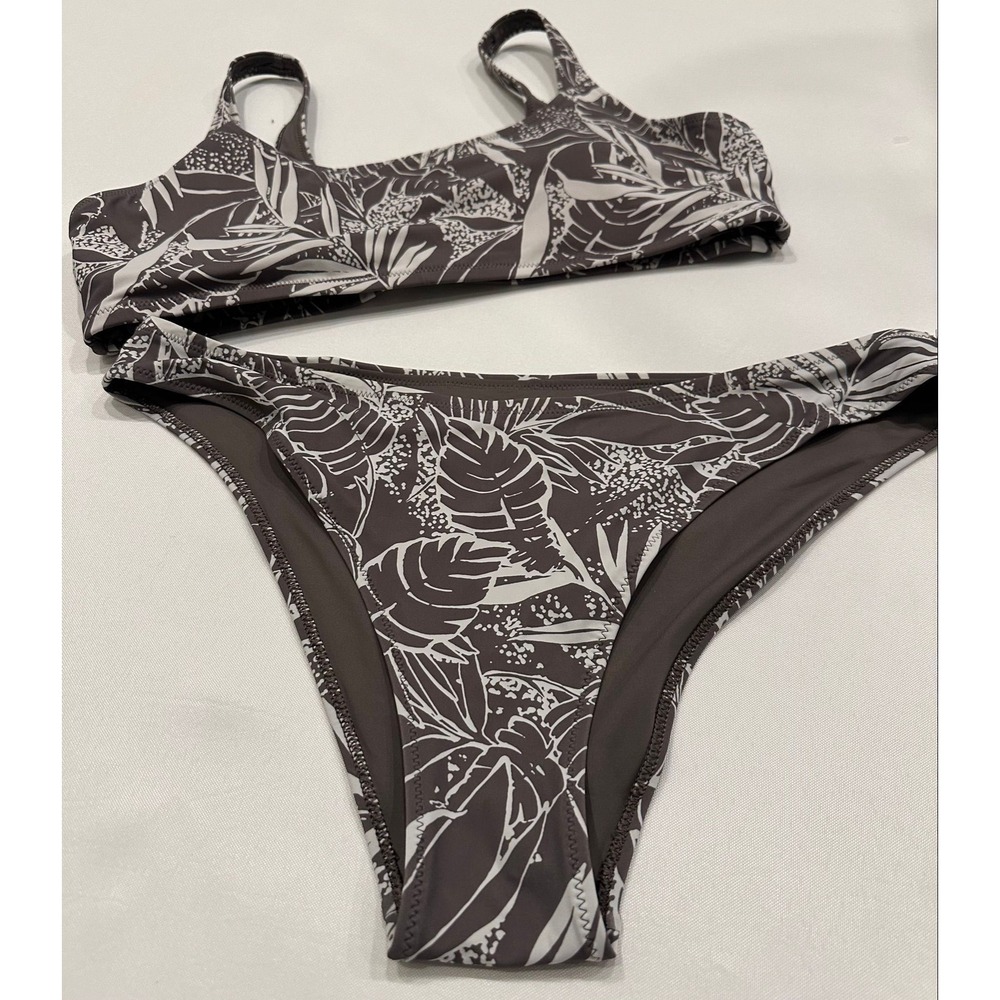 Vuori Bikini Top and Bottoms Sz.L